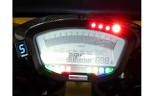Индикатор включенной передачи на мотоцикл Ducati 1098